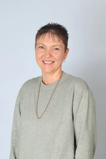 Chantel Swart, Business administration and accounts
